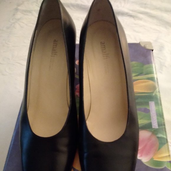 Alfani Black Leather Pumps | Size 10M - Picture 2 of 5